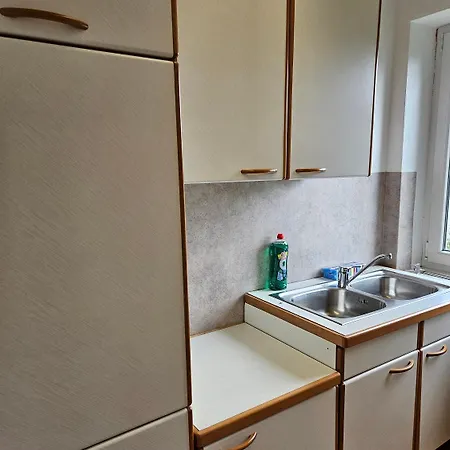 Sued - Naehe Atrio Und Therme Warmbad Apartment