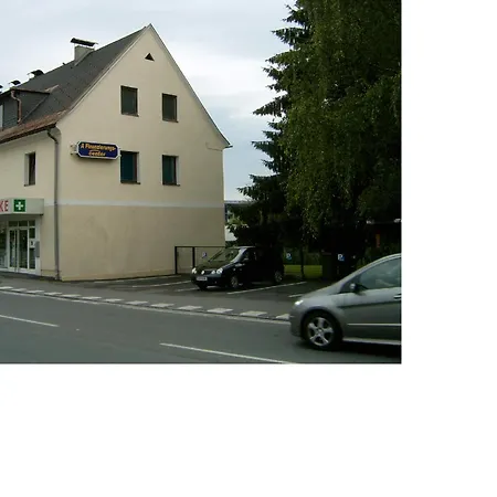 Sued - Naehe Atrio Und Therme Warmbad Villach