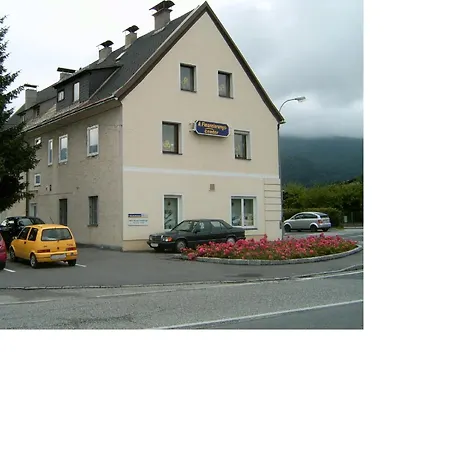 Sued - Naehe Atrio Und Therme Warmbad *